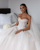 Elegant Bridal Gown Ball Gown Sweetheart White Sequin Wedding Dresses Minimalist Bridal Gowns HZ1121