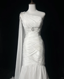 Vintage Bridal Gown Mermaid One Shoulder White Long Wedding Dresses Minimalist Bridal Gowns HZ1121
